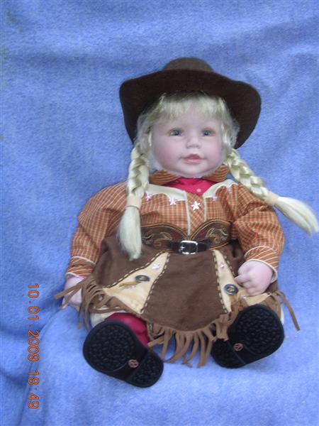 Adora Cowgirl Adora Cowgirl